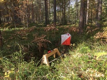 Kuoppa eli suppa rasti ja rastipukki.