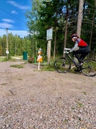 Tuula sprinttikisassa leimaamassa
Kuva: Järjestäjät